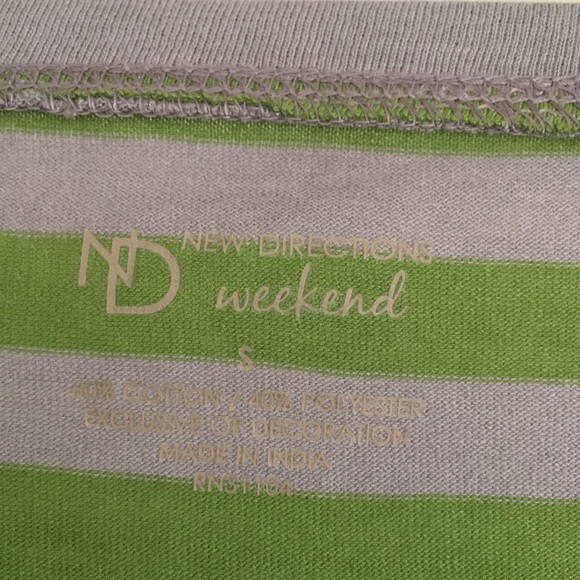 New Directions Top Size Small Green Striped 3/4 Sleeves NWOT - Picture 4 of 9